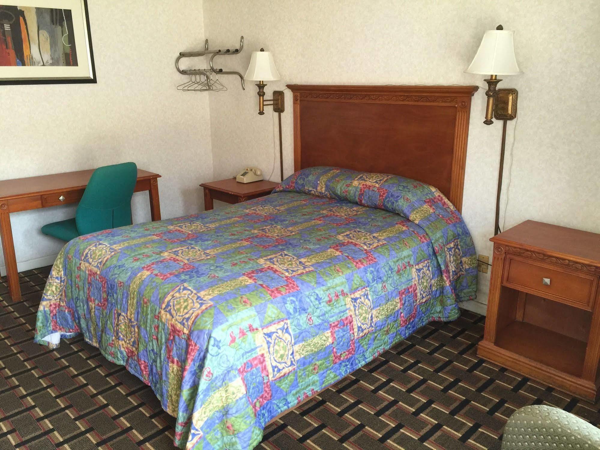 Heritage Inn Cleveland Extérieur photo