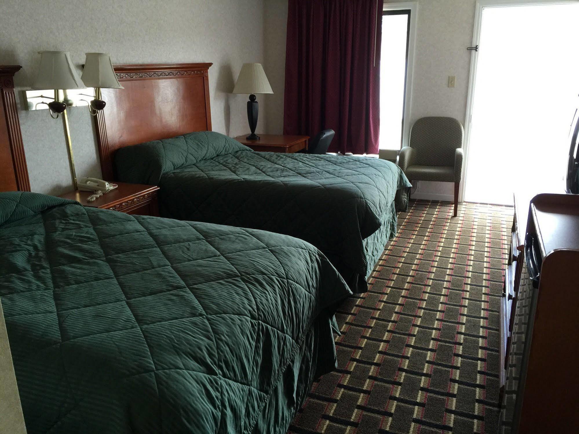 Heritage Inn Cleveland Extérieur photo